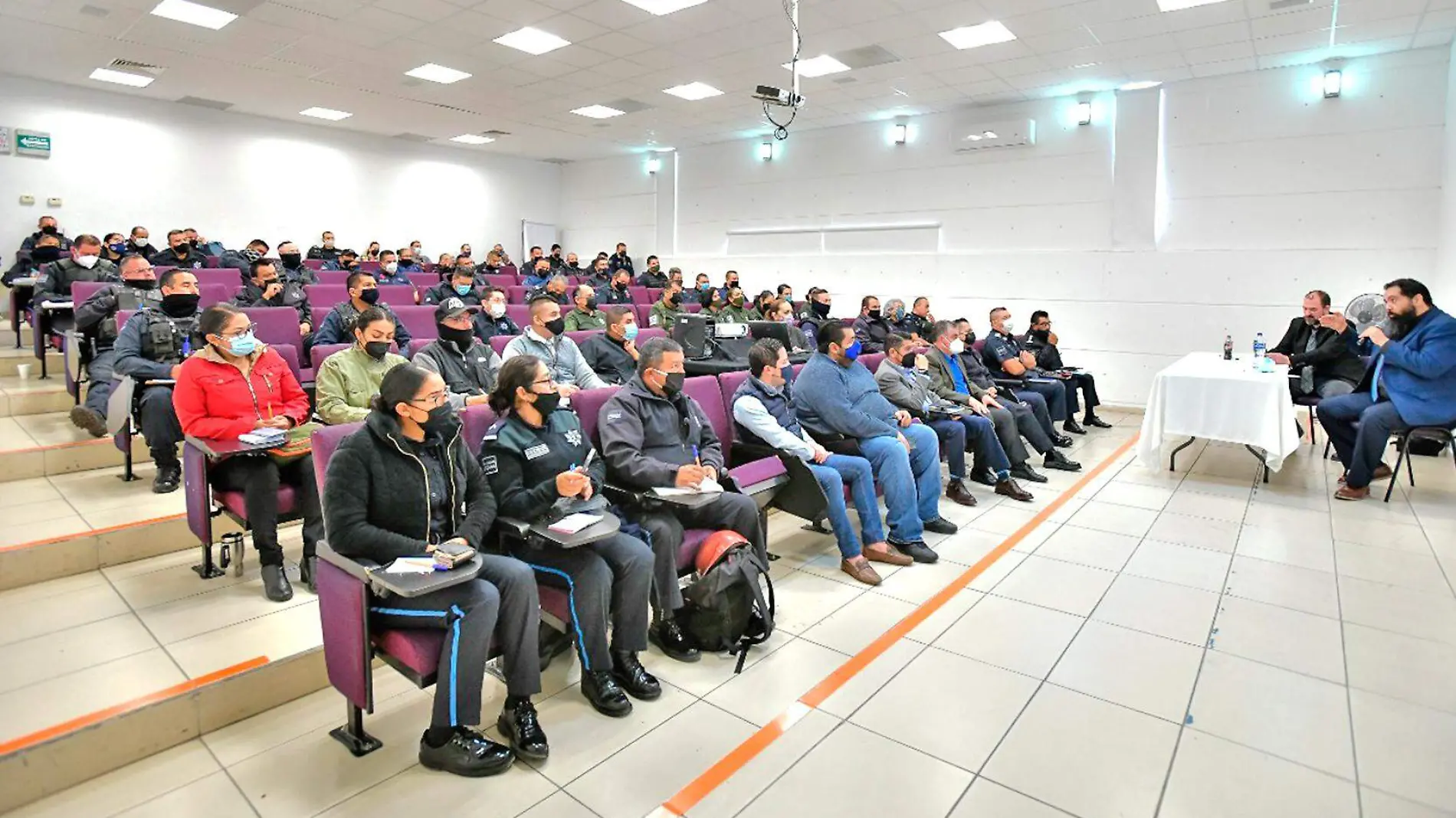 policias municipales en capacitacion